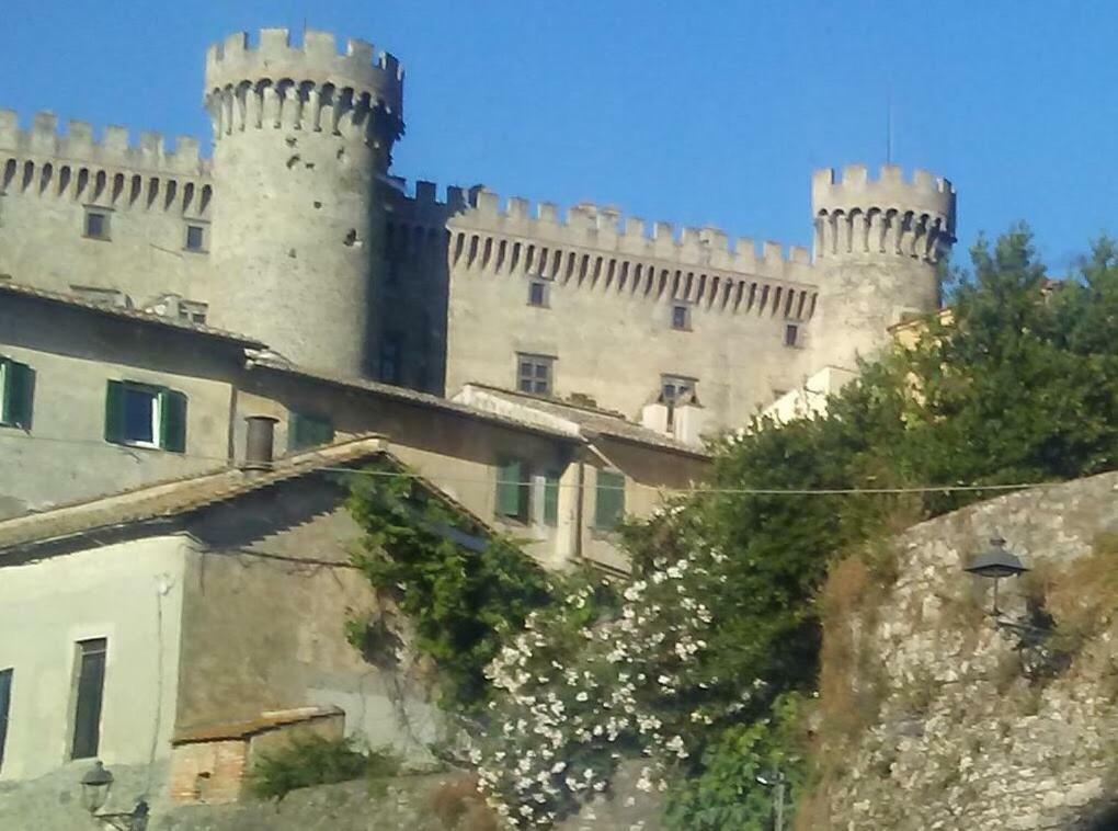 Alloggio Turistico D'Annunzio Браччано Экстерьер фото