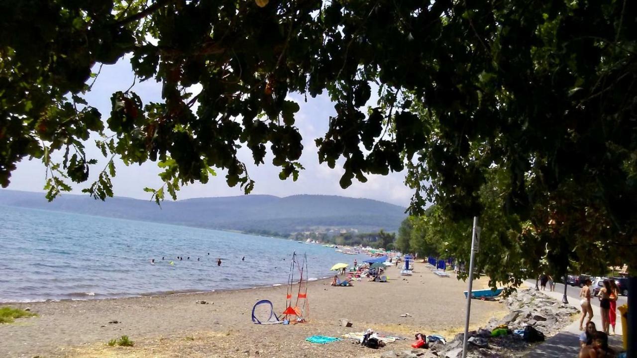 Alloggio Turistico D'Annunzio Браччано Экстерьер фото