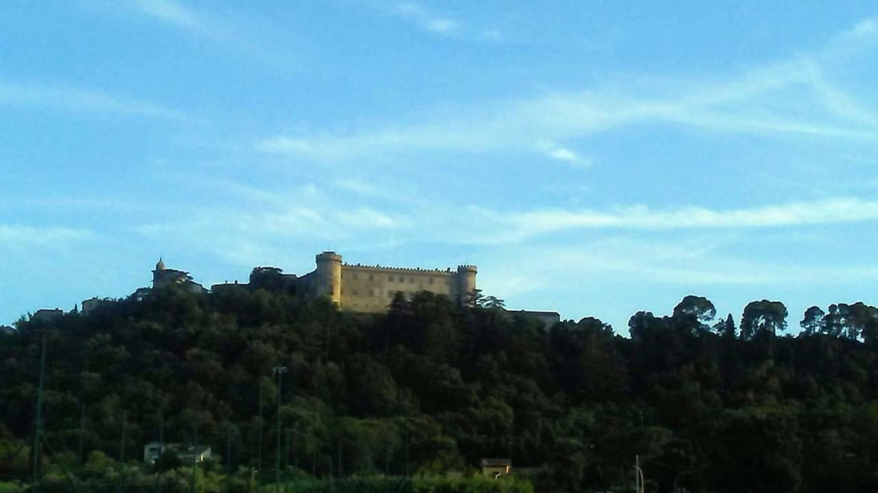 Alloggio Turistico D'Annunzio Браччано Экстерьер фото